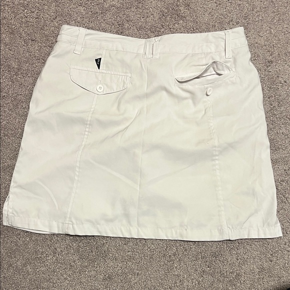 Classic White Women's Skort - Picture 4 of 4